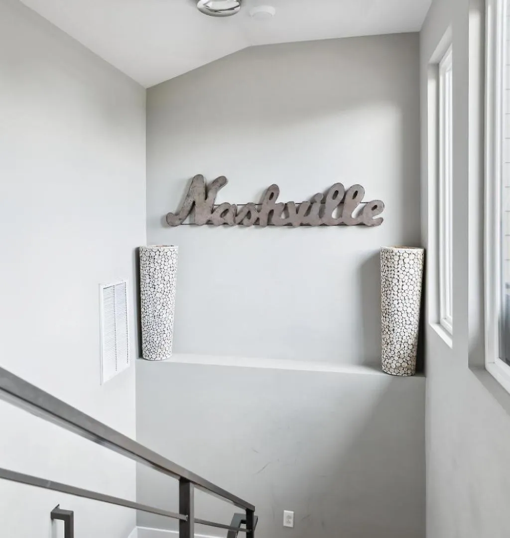 Spacious 3-Story Townhome W Rooftop & City Views Nashville