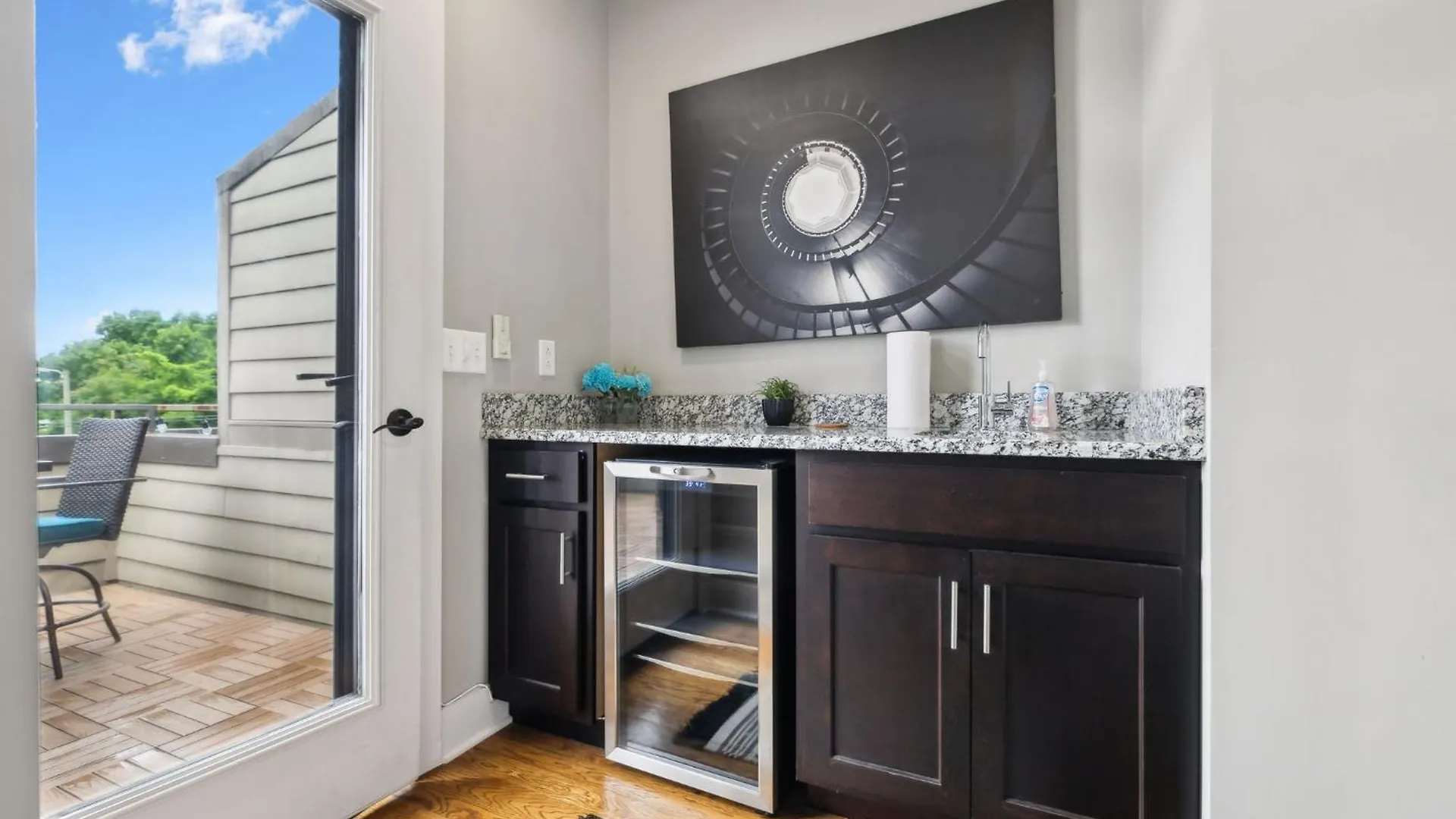 Spacious 3-Story Townhome W Rooftop & City Views Nashville Holiday home